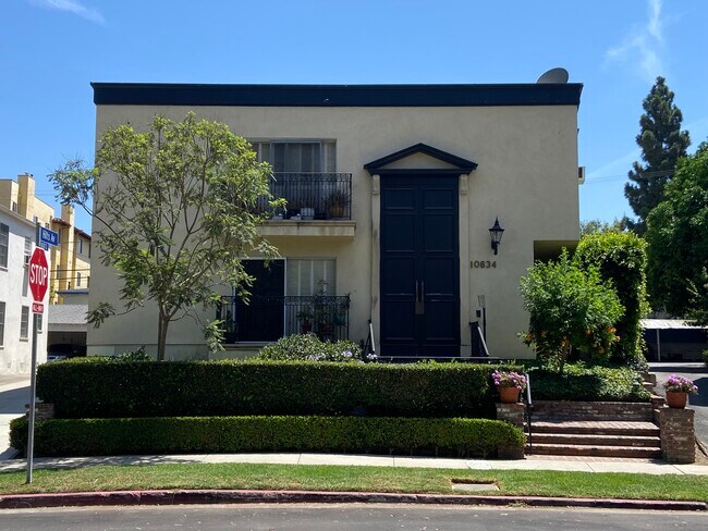 Foto del edificio - 10634 Holman Ave