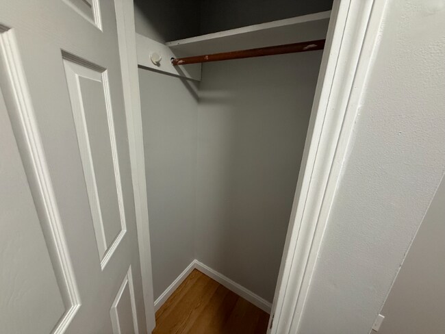 Foto del edificio - 12 G St