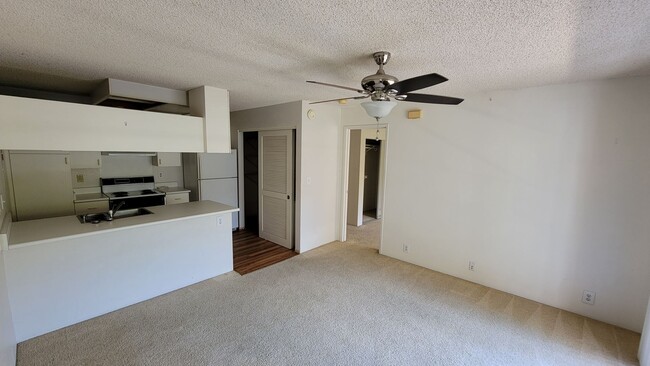 Foto del edificio - Crosspointe 1 Bedroom 1 Bath Partly Furnis...