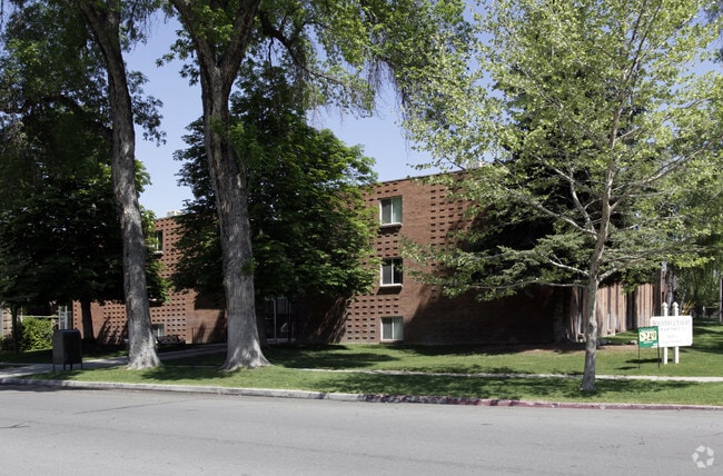 Foto principal - Bountiful Court Apartments
