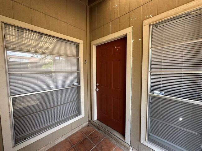 Building Photo - 3418 Willowrun Dr