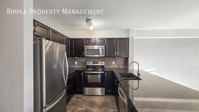 Photo du bâtiment - Fantastic 1 Beds, 1 Baths Apartment/Condo ...