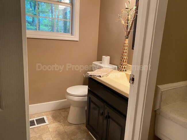 Foto del edificio - 3916 Blanchard St
