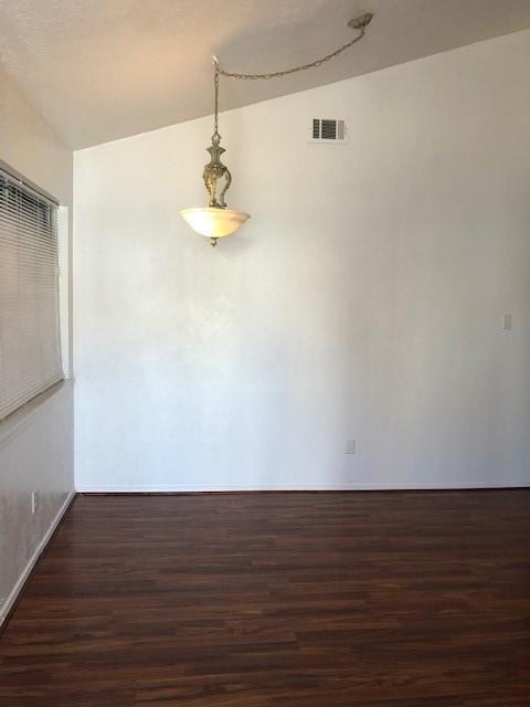 Building Photo - 908 W 23rd St