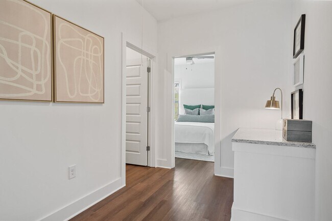 Foto del edificio - 2 Bedroom House with Premium Nature View!