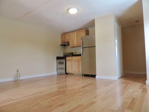Primary Photo - 387 Dorchester St