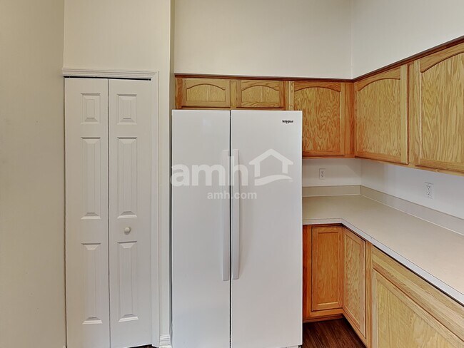Foto del edificio - 4850 Marsh Harbor Dr