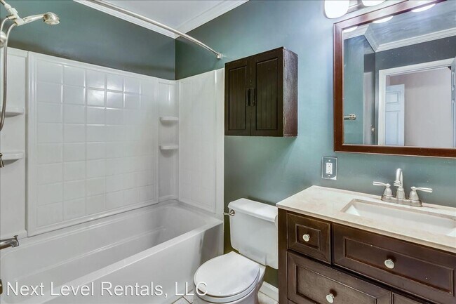 Building Photo - 1 br, 1 bath House - 7900 Badenlock Way #301