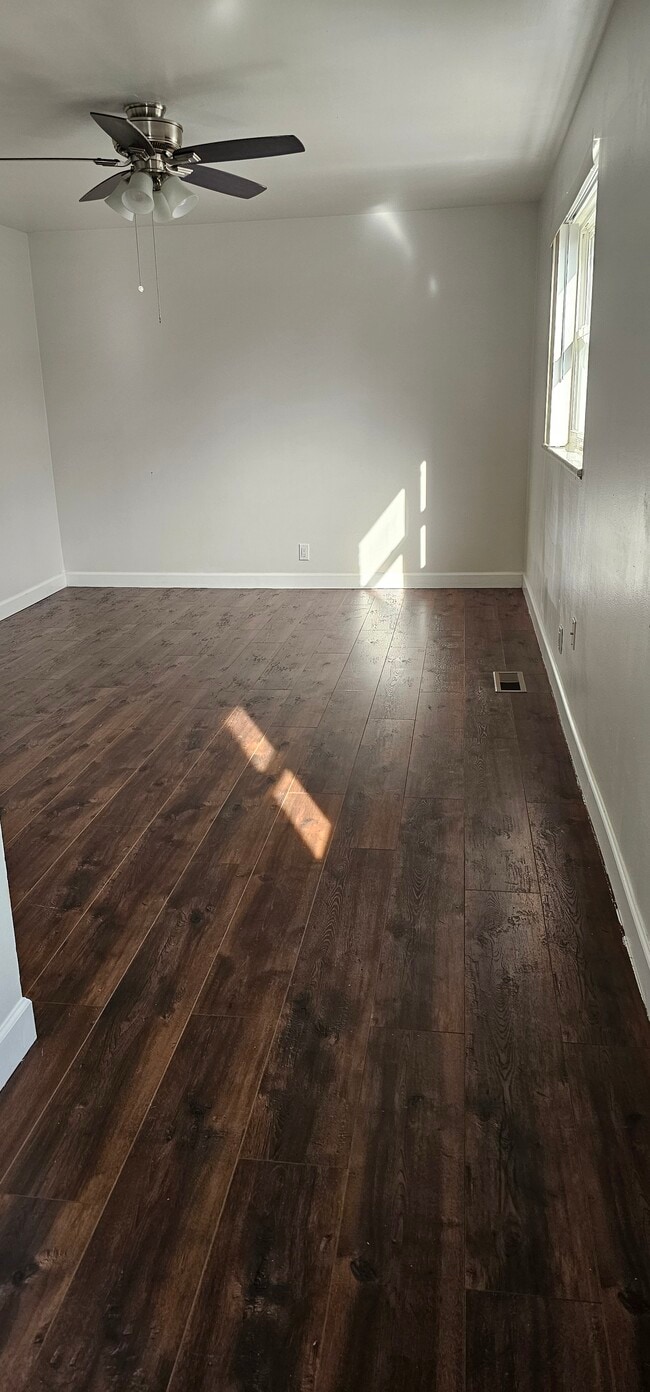 Building Photo - 1063 Willow Brook Dr