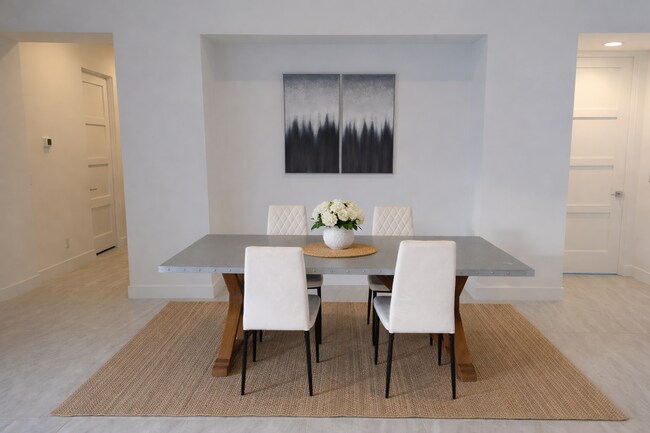 Building Photo - 3402 Ambassador Dr