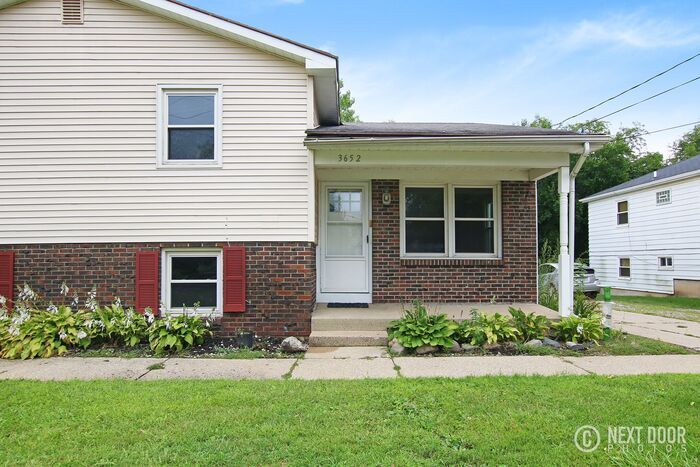 Foto principal - 3652 Kalamazoo Beautiful duplex!
