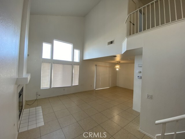 Foto del edificio - 13501 Monterey Way