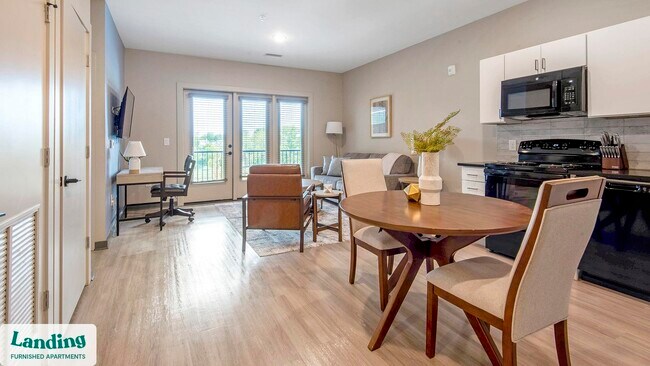 Foto del edificio - 645 N Front St