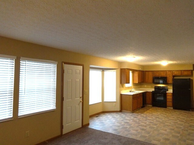 Foto del edificio - 1079 Oxfordshire Dr