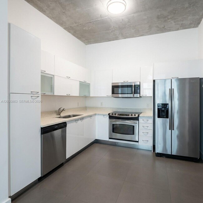 Foto del edificio - 234 NE 3rd St