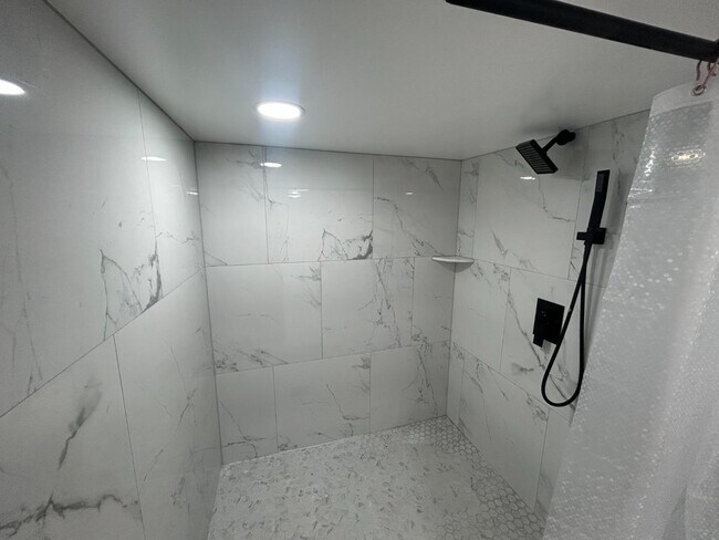 Foto del edificio - 1115 Keane St