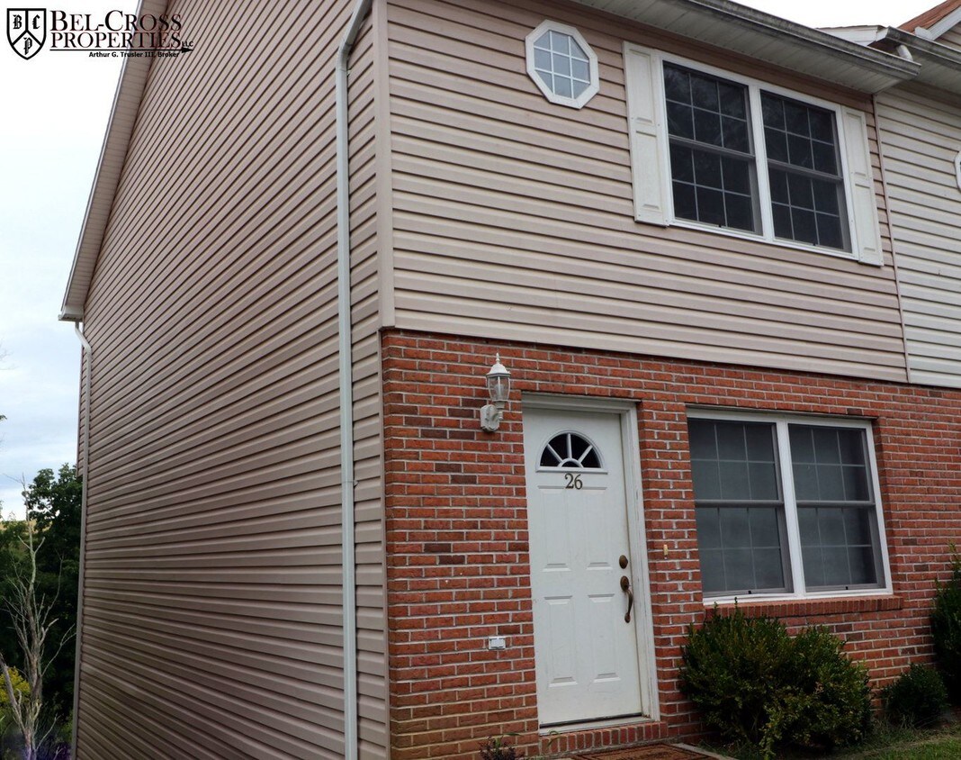 Primary Photo - 2 br, 1.5 bath House - 26 Hannah Lane