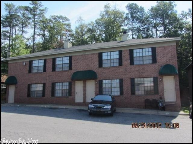 Building Photo - 1815 Reservoir Rd