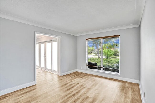 Foto del edificio - 2031 NE 62nd St