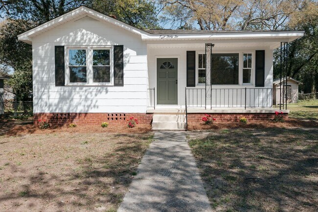 Foto del edificio - 332 Guilford St