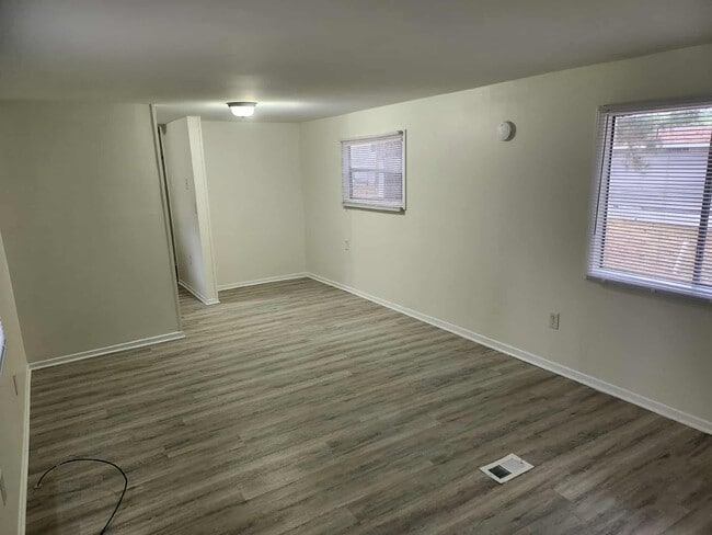 Building Photo - 1405 Cross Stream Dr