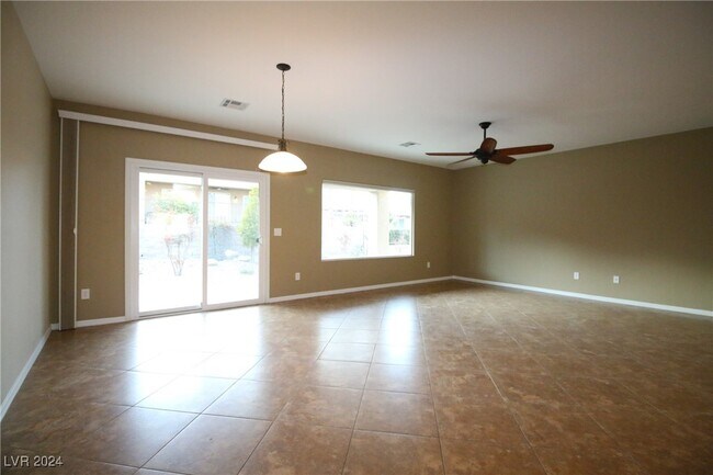 Building Photo - 2345 Orangeburg Pl
