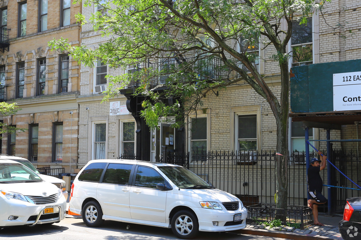 Building Photo - 118-120 E 103rd St