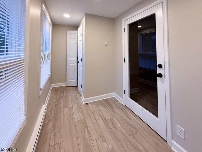 Foto del edificio - 36 Cortlandt Pl