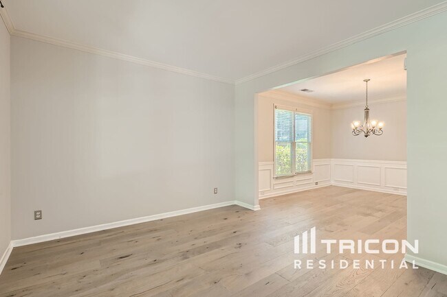 Foto del edificio - 9124 Loxford St