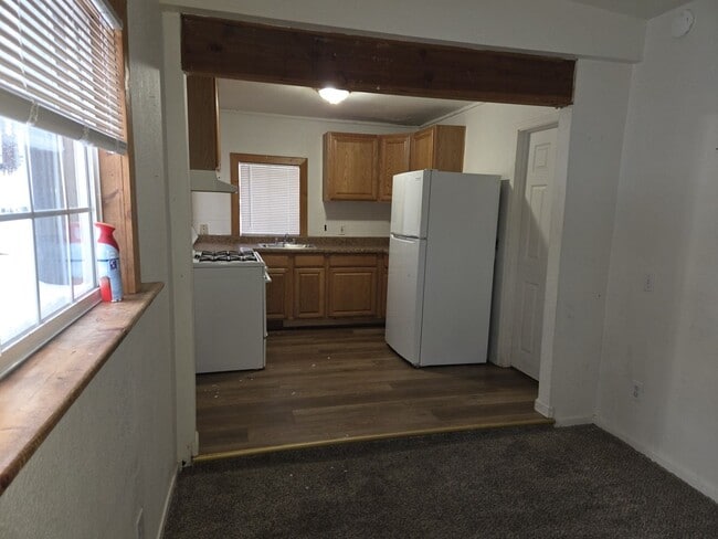 Building Photo - EC103-Filby, Nikola