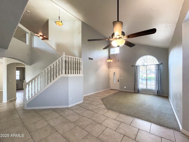 Building Photo - 4645 E Kelly Dr