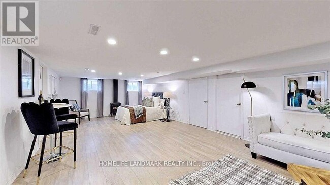 Photo du bâtiment - 8 Clydebank Blvd