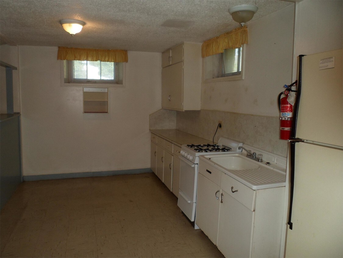 Primary Photo - 1001 Humboldt St