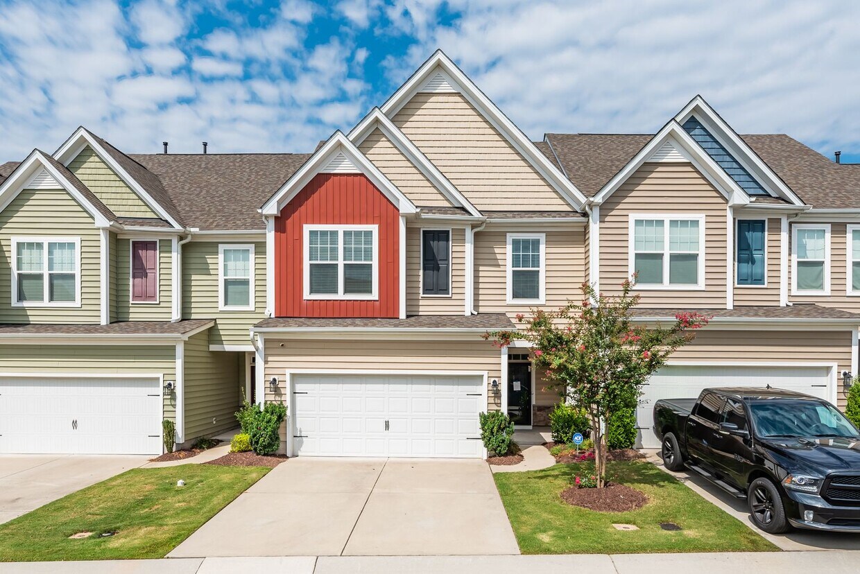 Spacious 3bd townhome w/ a bonus room in B... - Townhome Rentals in