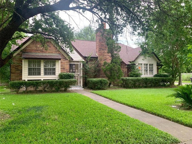 Building Photo - 6102 Bihia Forest Dr
