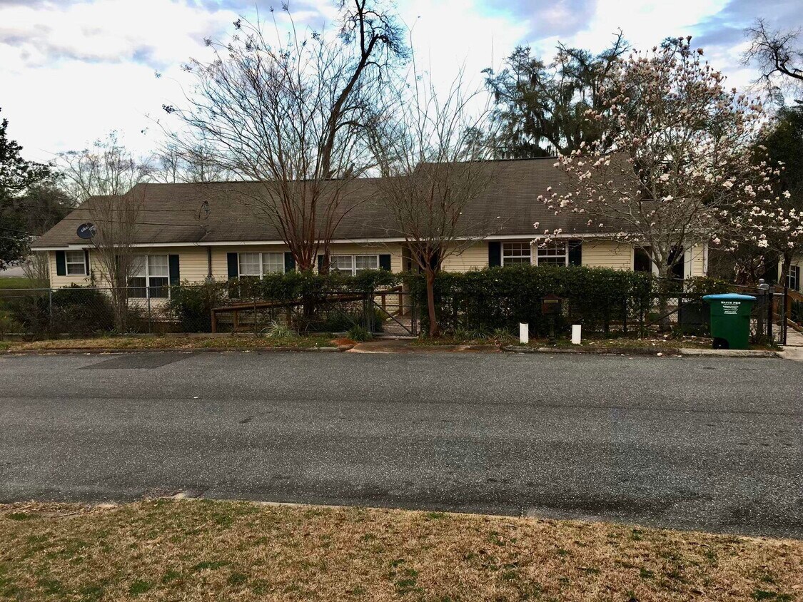 721 W Crawford St, Quincy, FL 32351 House Rental in Quincy, FL