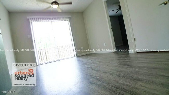 Foto del edificio - 4716 Bull Creek Rd