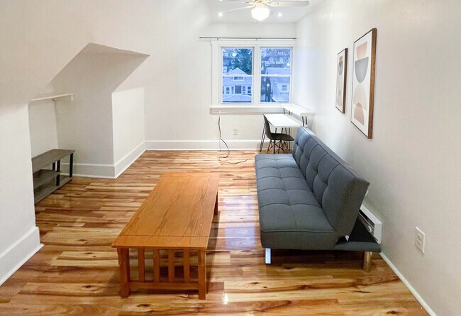 Foto del edificio - 5818 Hobart St