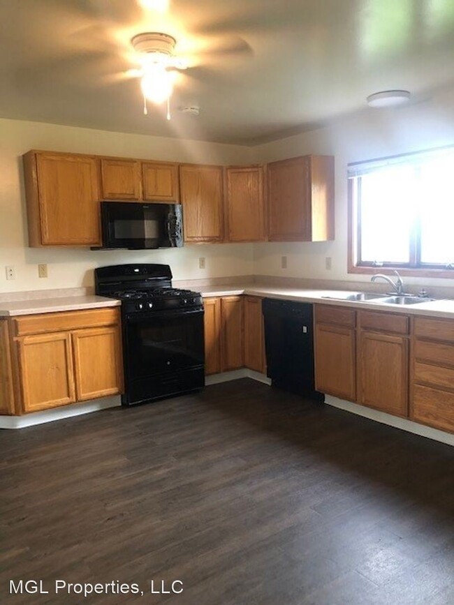 Building Photo - 4 br, 2 bath House - 3745 CTH-P