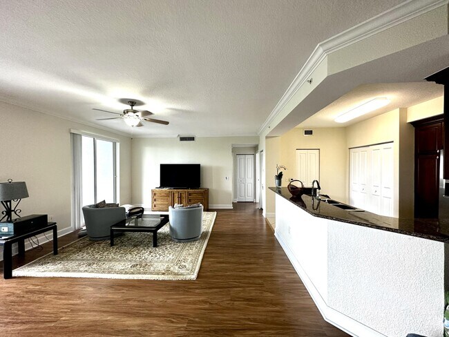 Foto del edificio - 1690 Renaissance Commons Blvd