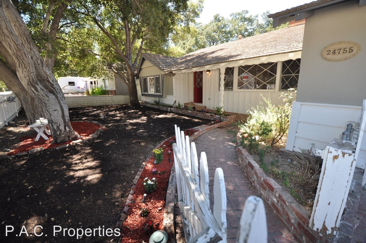 Primary Photo - 24755 Golden Oak Ln