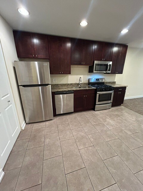 Foto del edificio - 2808 N Major Ave