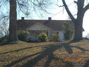 Building Photo - 1230 Youngs Mill Rd