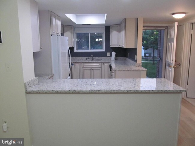 Building Photo - 3212 Gleneagles Dr