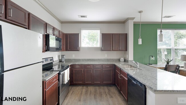 Building Photo - 225 Walden Village Ln