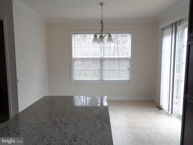 Foto del edificio - 23189 Westwood Ct