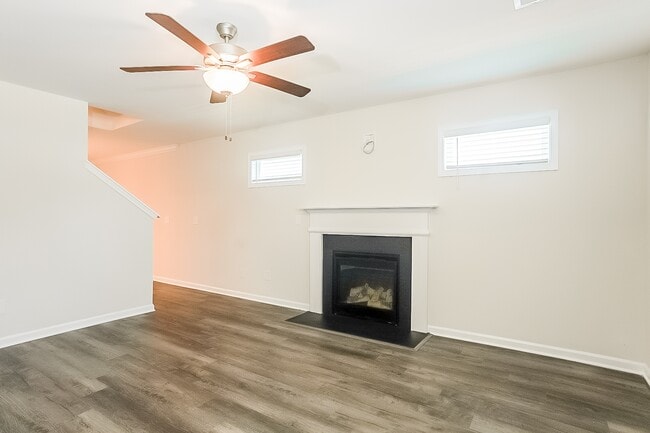 Building Photo - 4065 Thimbleberry Dr