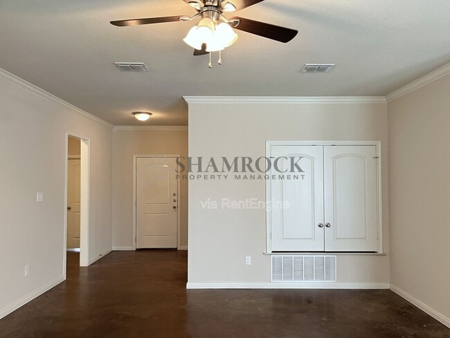 Foto del edificio - 5604 Foxborough Dr