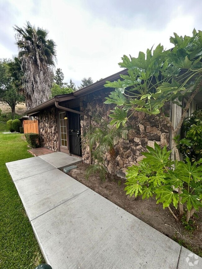Building Photo - 6634 Bell Bluff Ave