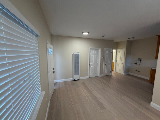 Foto del edificio - 985 Williams St